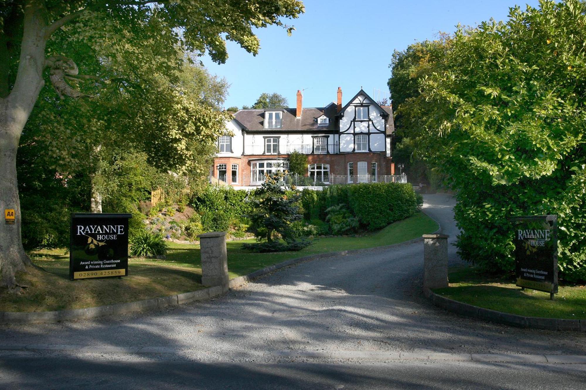 Oyo Rayanne House Guest Accommodation Holywood  Exterior photo